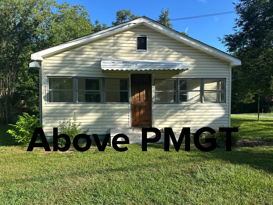 Primary Photo - 3 bed, 2 bath remodeled home