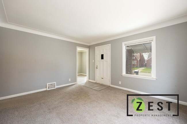 Foto del edificio - PRE-LEASING NOW!!!