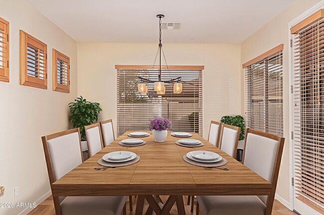 Building Photo - 9058 W Redbird Rd