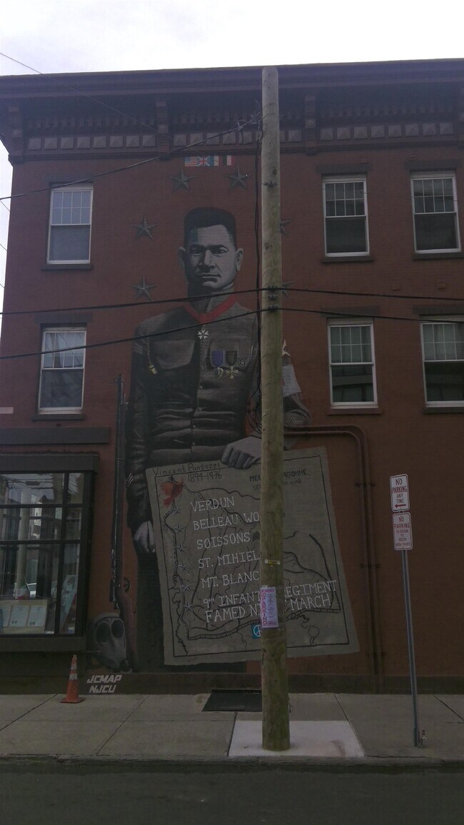 527 Mercer St Unit 3L, Jersey City, NJ 07306 Room for Rent in Jersey