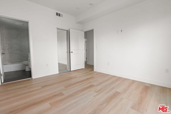 Building Photo - 1265 Browning Blvd