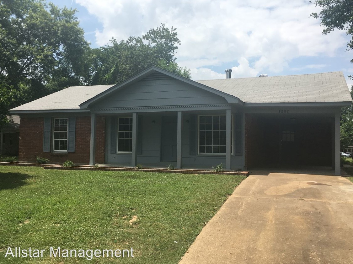 Primary Photo - 3 br, 1.5 bath House - 2202 Cedarwood Cove