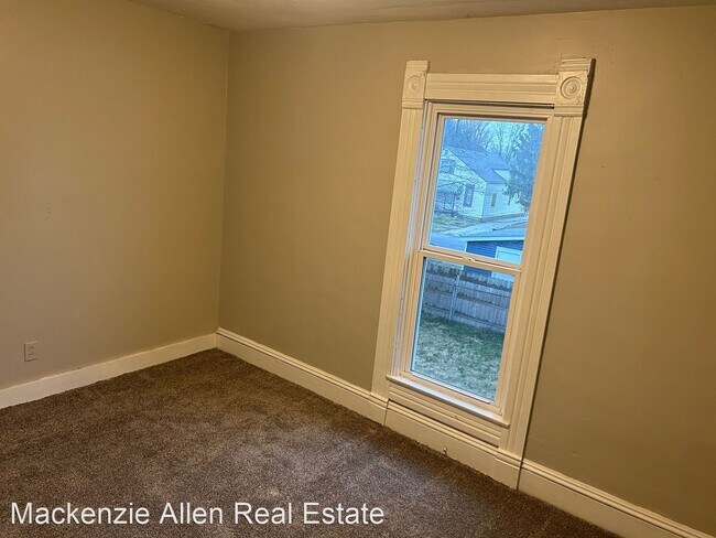 Building Photo - 3 br, 1 bath House - 725 N Morgan