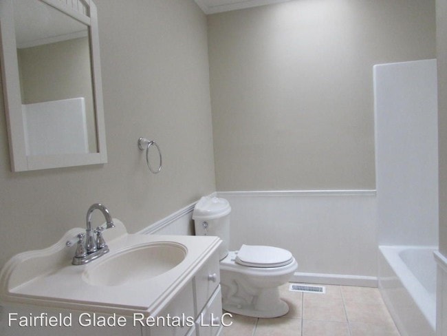 Building Photo - 4 br, 3 bath House - 145 Snead Dr