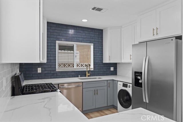 Building Photo - 17017 Crenshaw Blvd
