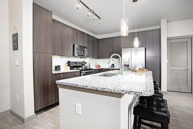 Foto del edificio - 1905 Canterbury St