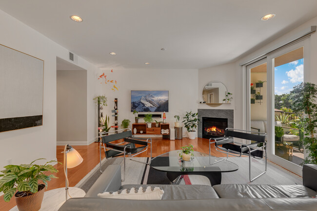 Foto del edificio - 8609 W West Knoll Dr