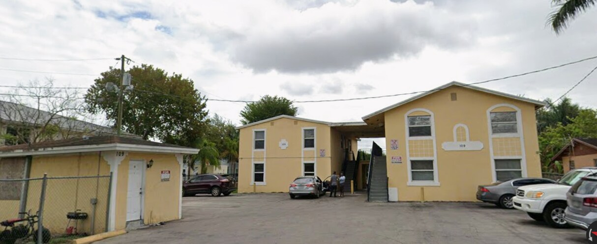 Foto del edificio - 109 NW 8th St