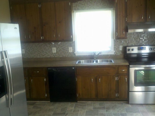 Building Photo - 6411 Lantana Ln