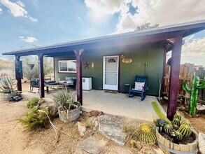 Building Photo - 1776 Starfire