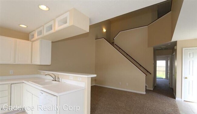 Building Photo - 3 br, 2 bath House - 733 Sunseeker Drive