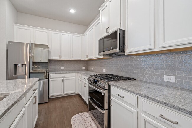 Foto del edificio - 27022 Brighton Valley Way