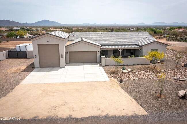 Foto del edificio - 34047 N 10th St