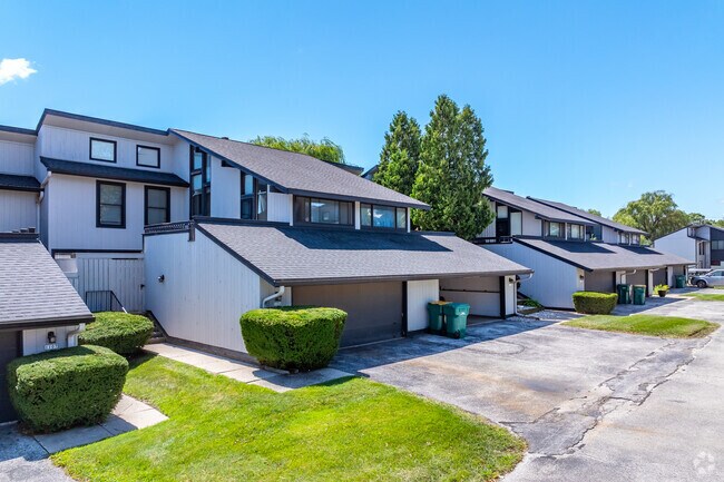 Foto principal - Apple Orchard Townhomes