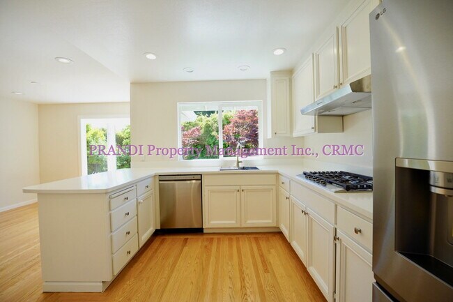 Foto del edificio - Gorgeous Home in Sought After Larkspur Nei...