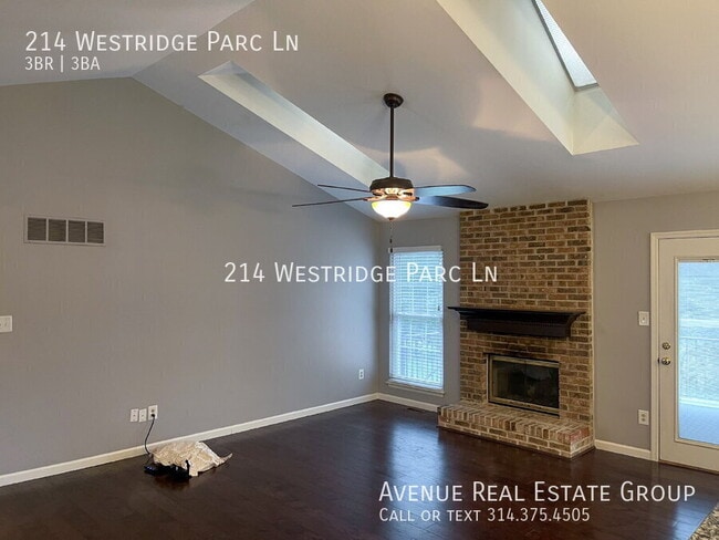 Building Photo - 214 Westridge Parc Ln