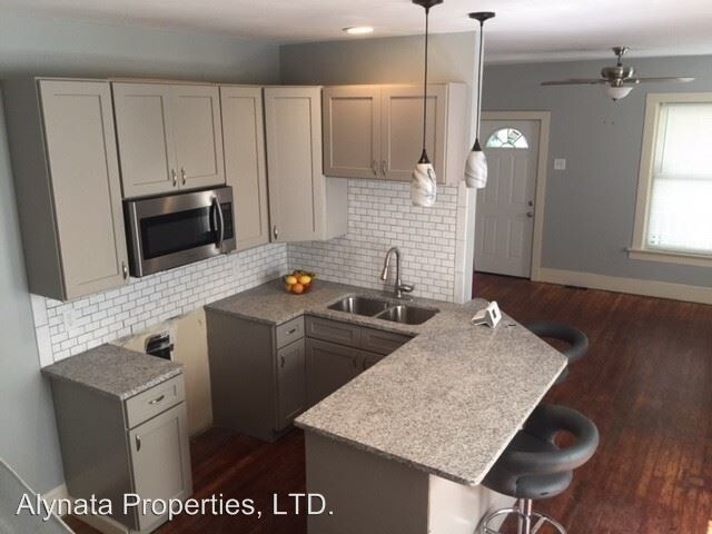 Building Photo - 363-365 E Gates St