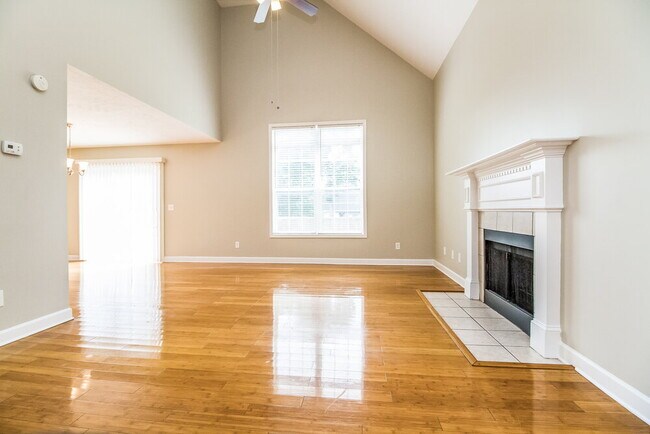 Foto del edificio - 906 Bexley Dr