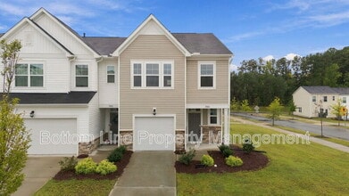 Building Photo - 5000 Arkose Dr