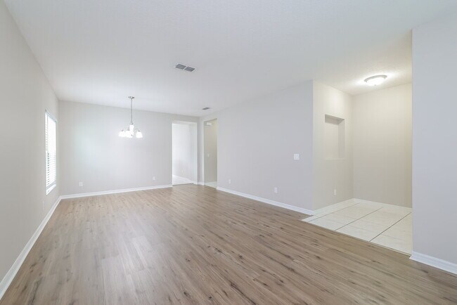 Foto del edificio - 4602 Caverns Dr