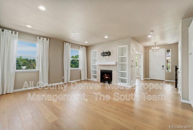 Foto del edificio - 536 E Fremont Pl