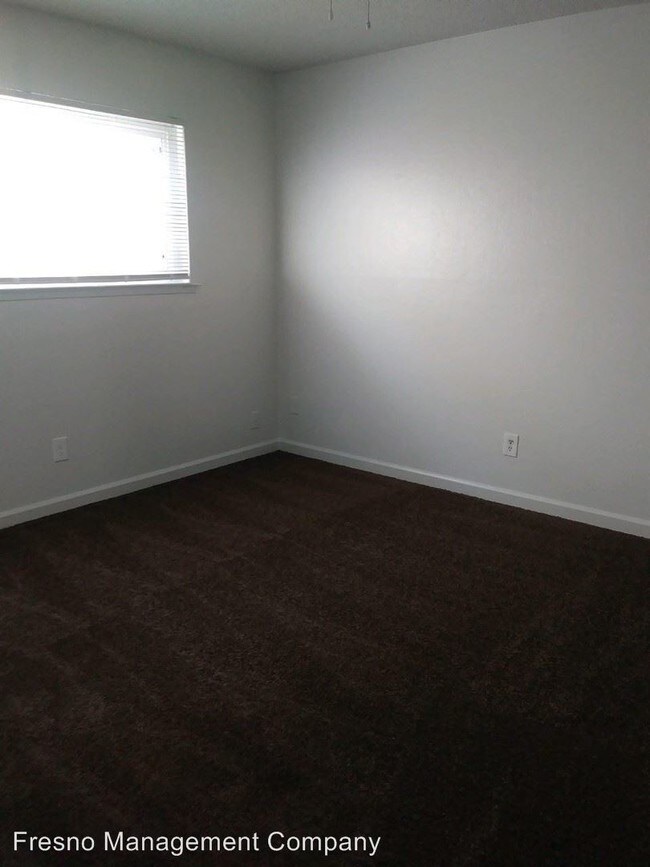 Foto del edificio - 2041-2069 E Saginaw Way