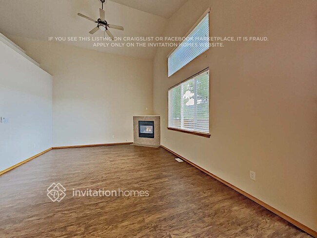 Building Photo - 1009 Eagle Ave SW