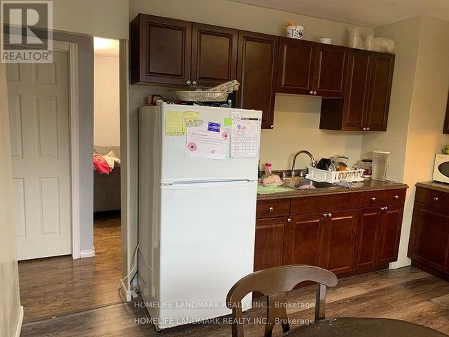 Building Photo - 145 Tulloch Dr