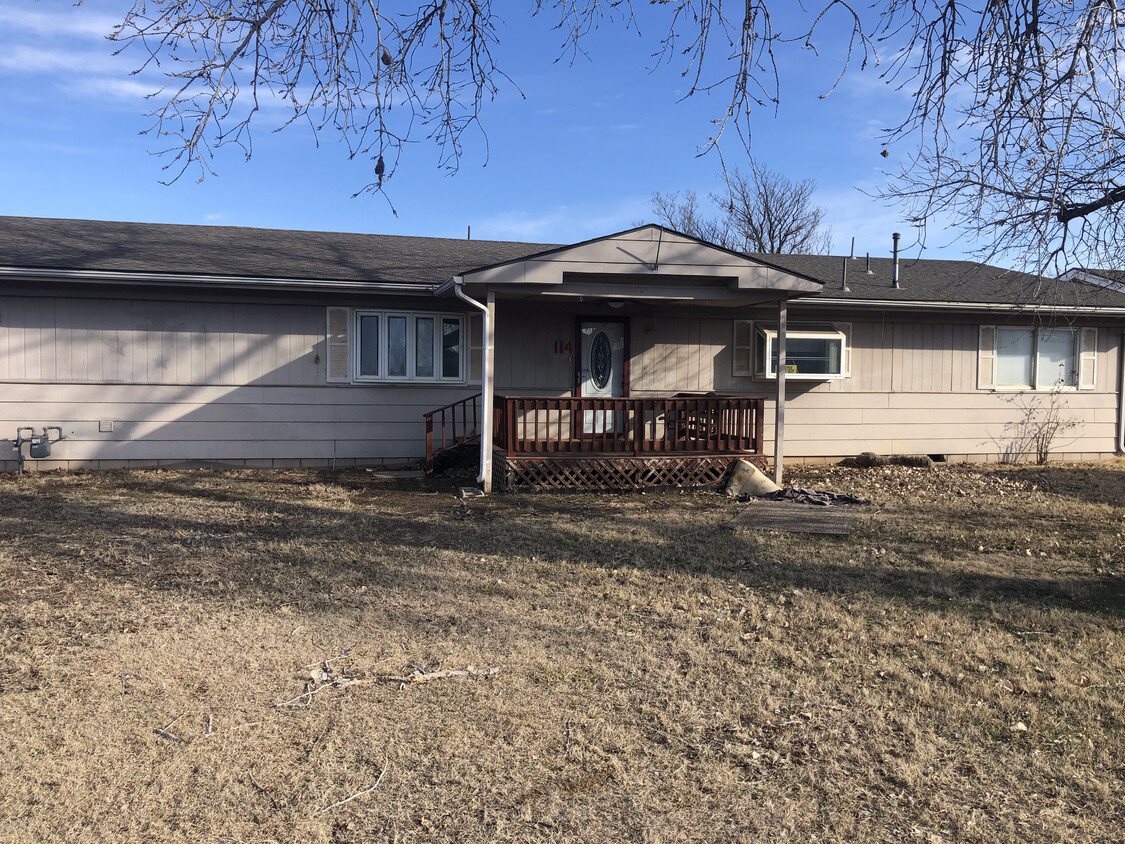 Foto principal - 114 N 3rd St