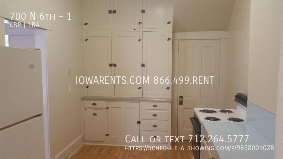 Primary Photo - 700 N 6th-1