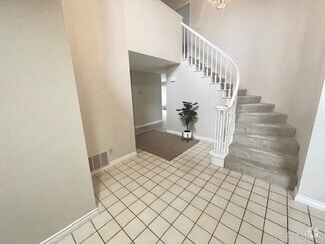 Building Photo - 3533 Sitio Baya