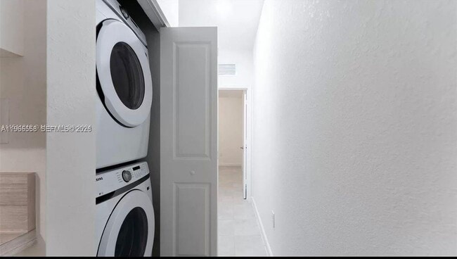 Foto del edificio - 11909 SW 244th St