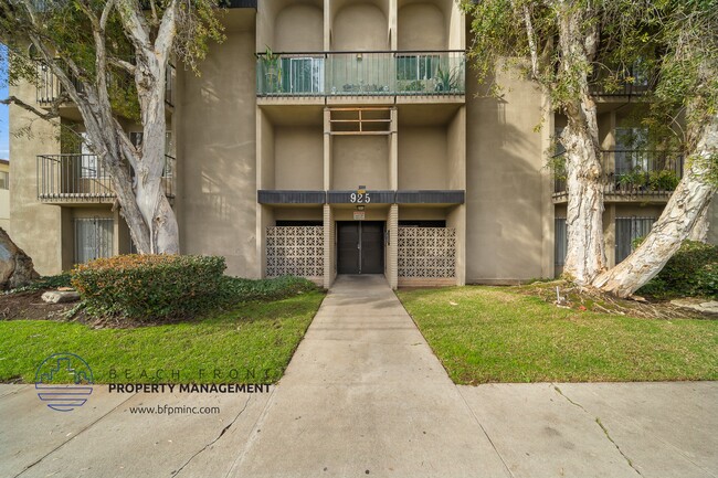 Foto del edificio - 925 N. Inglewood Ave.