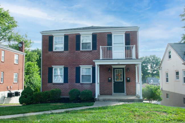Foto del edificio - 82 Pleasant Ridge Ave