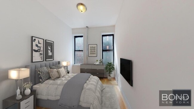 Building Photo - 312 E 91st St