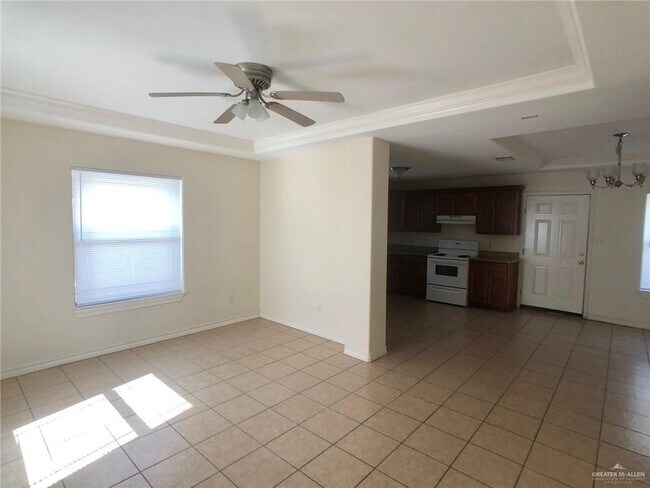 Foto del edificio - 3900 S Sheraton Ave
