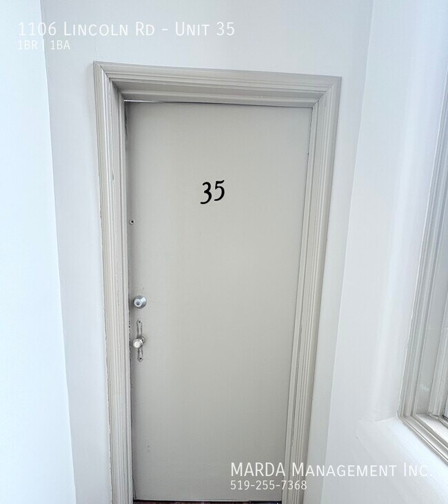 Photo du bâtiment - BEAUTIFUL 1 BED 1 BATH - PLUS HYDRO - OPTIONAL INTERNET FOR $45/MO