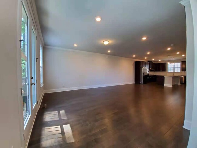 Building Photo - 6025 Saffron Way