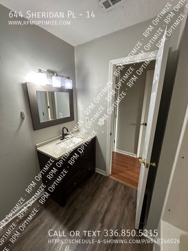 Foto del edificio - 644 Sheridan Pl