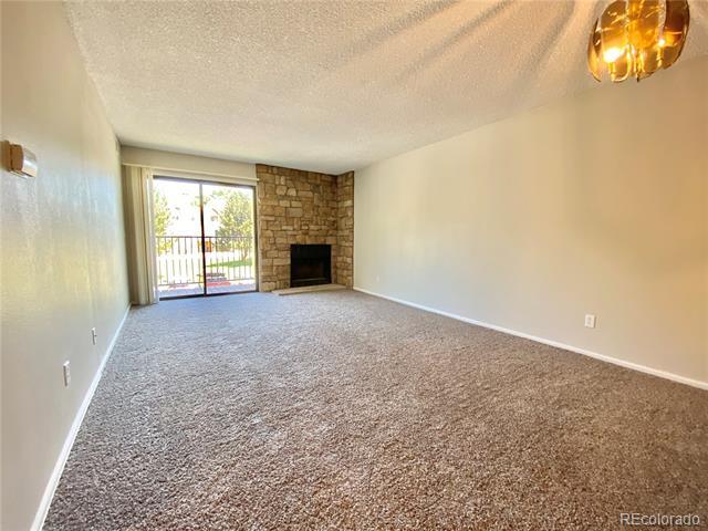 Building Photo - 471 S Kalispell Way