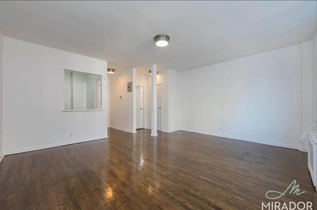 Foto del edificio - 0 bedroom in NEW YORK NY 10012