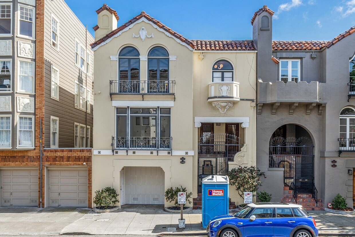 Foto principal - 1721 Beach St