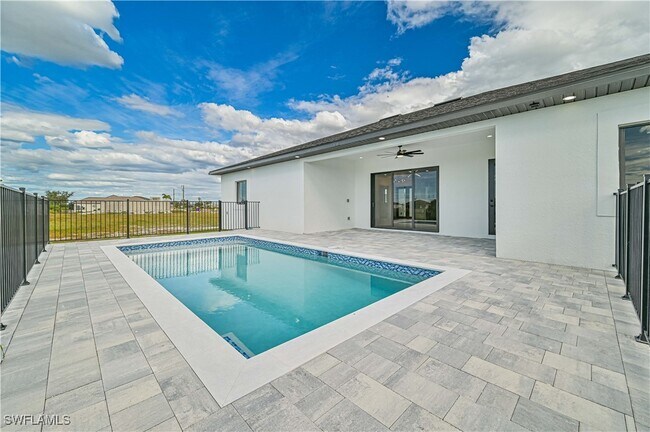 Foto del edificio - 106 NW 18th Pl