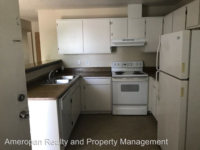 Building Photo - 4200 E Tonopah Ave