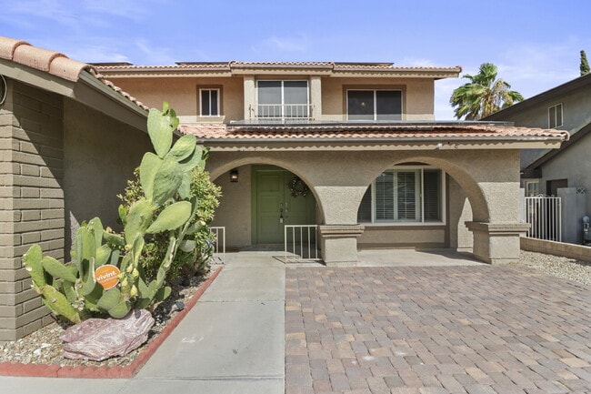 Building Photo - 2109 Verdinal Dr