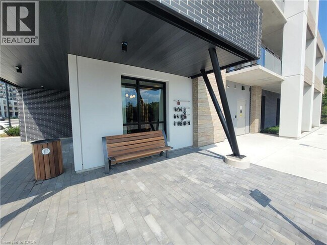 Building Photo - 740 Whitlock Ave