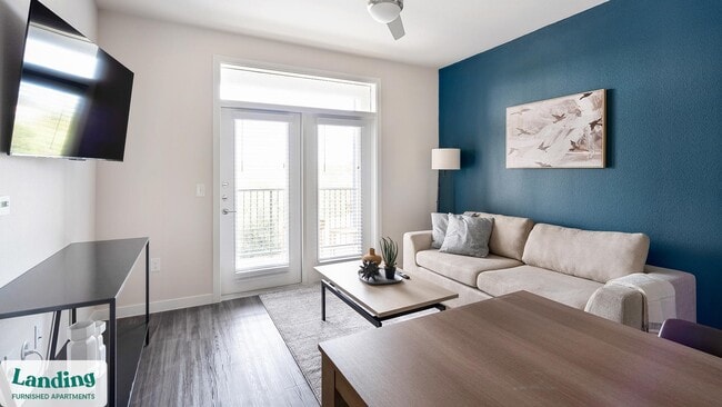 Building Photo - 14015 Univ Pass