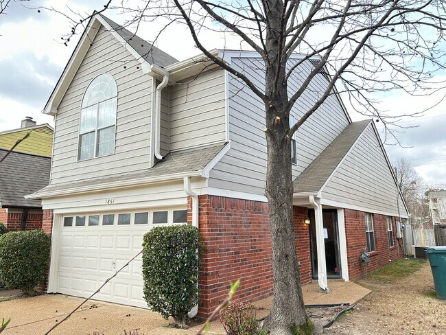 Foto del edificio - 3BD/2.5BA Townhome with fully fenced back ...