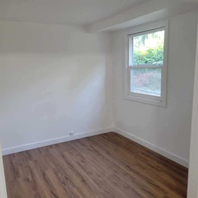 Building Photo - 4270 NE Hwy 20