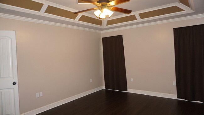 Foto del edificio - Beautiful 3/2 located in Crestwood